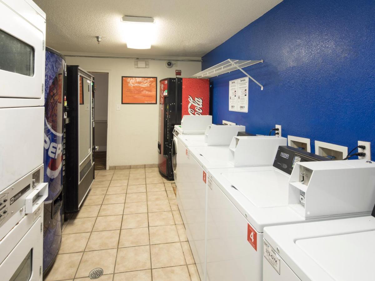 Intown Suites Extended Stay Marietta Ga - Town Center Kennesaw Extérieur photo